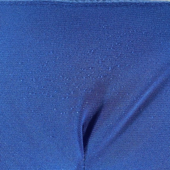 Escalade Blue Ruched Top - Picture 14 of 14